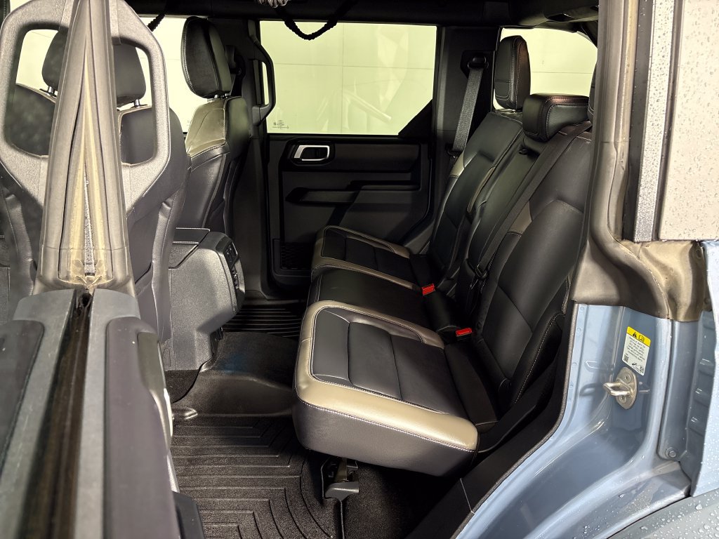 Certified 2025 Ford Bronco Outer Banks AWD/4WD image 32