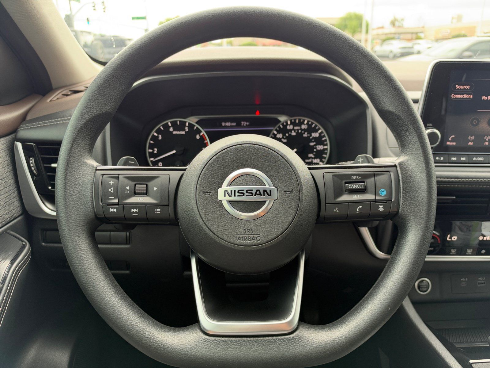 Used 2021 Nissan Rogue SV FWD image 9