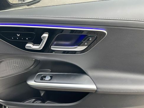 Used 2024 Mercedes-Benz C 300 4MATIC Sedan image 22