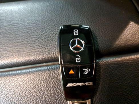 Used 2021 Mercedes-Benz GLE 53 AMG 4MATIC image 35