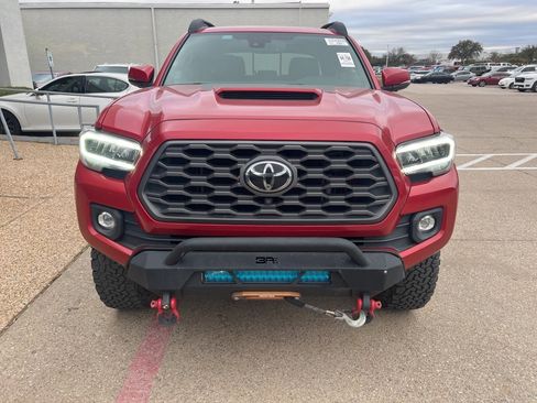 Used 2022 Toyota Tacoma TRD Sport w/ TRD Premium Sport Package image 2