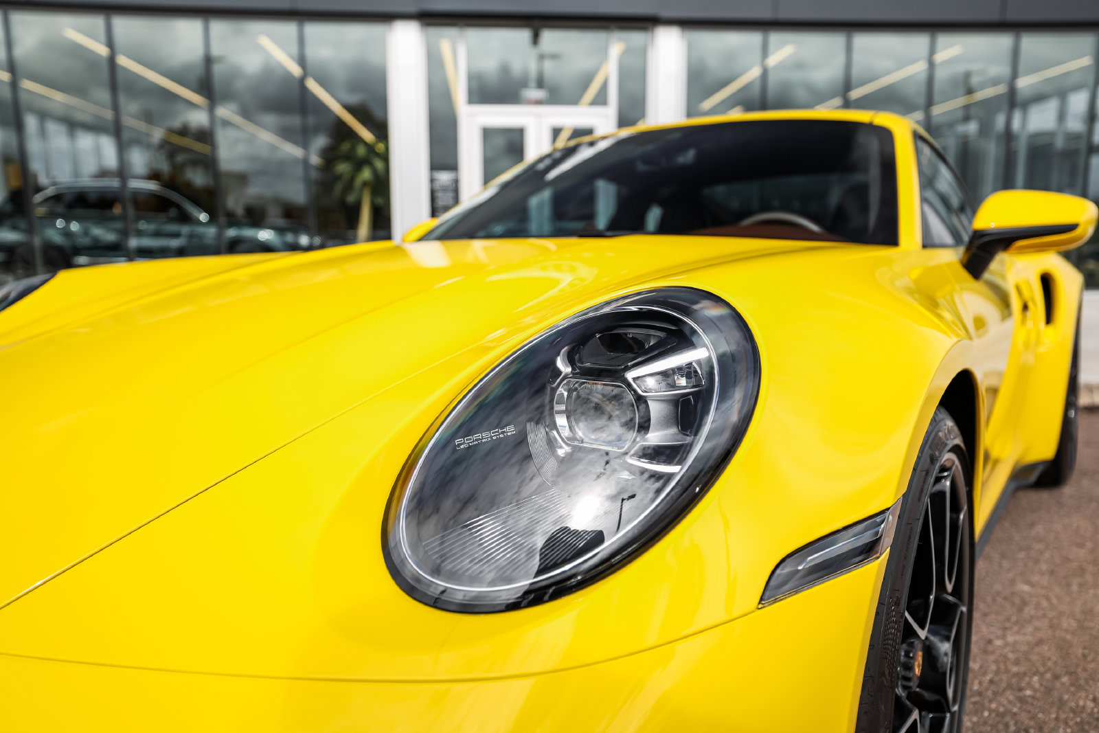 Used 2022 Porsche 911 Turbo S AWD/4WD image 21