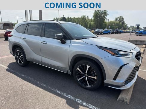 Used 2021 Toyota Highlander XSE AWD/4WD image 1