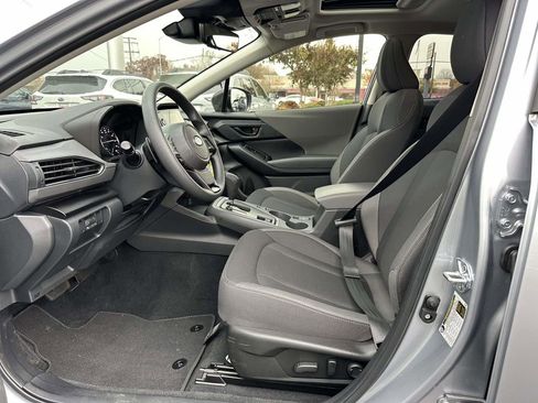 Used 2025 Subaru Crosstrek 2.0i Premium image 18