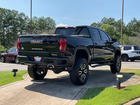 Used 2022 GMC Sierra 1500 AT4 AWD/4WD image 7