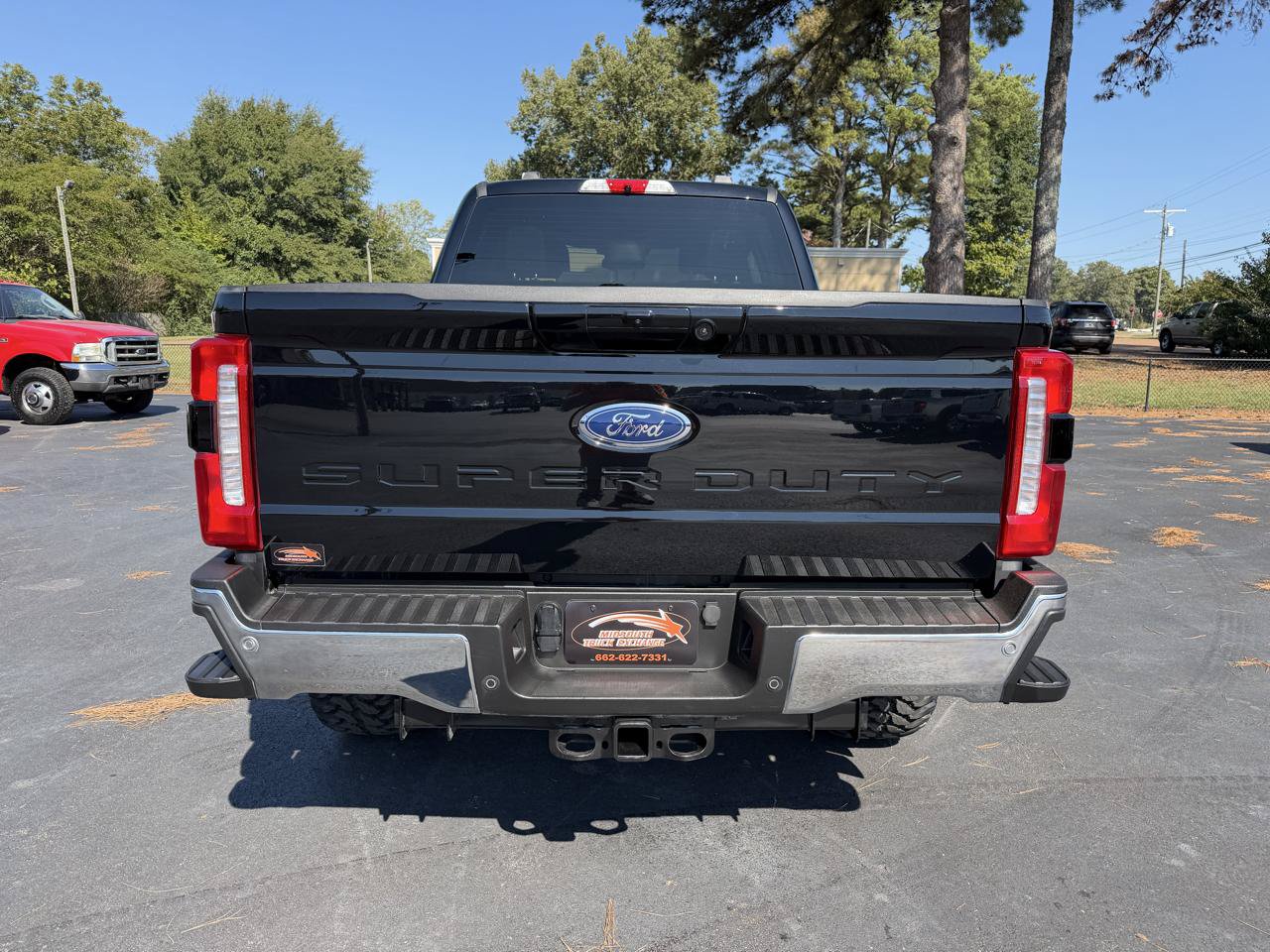 Used 2026 Ford F250 Lariat AWD/4WD image 3