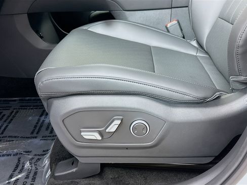 New 2026 Hyundai Santa Fe SEL image 18