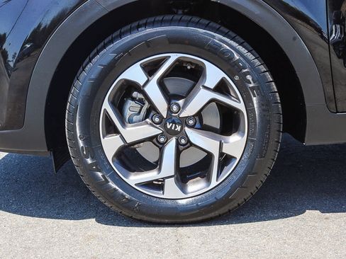Used 2020 Kia Sportage LX FWD image 11
