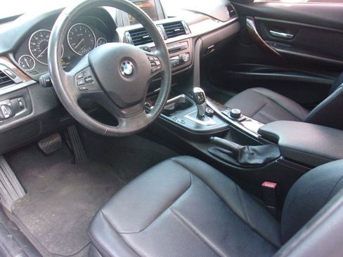 Used 2015 BMW 320i xDrive Sedan image 8
