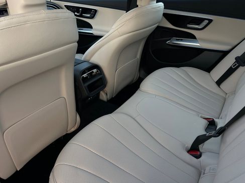 Certified 2025 Mercedes-Benz E 350 Sedan image 10