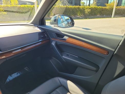 Certified 2023 Audi Q5 2.0T Premium w/ Convenience Package image 14