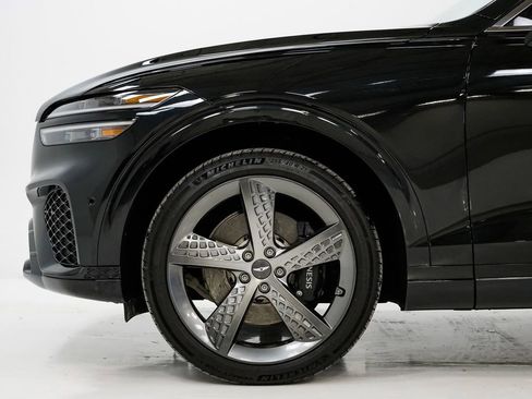 Used 2025 Genesis GV70 3.5T Sport w/ Sport Prestige Package image 32