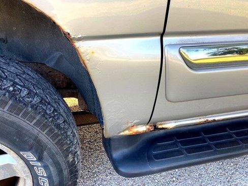 Used 2004 GMC Yukon XL SLT w/ Preferred Equipment Group image 29