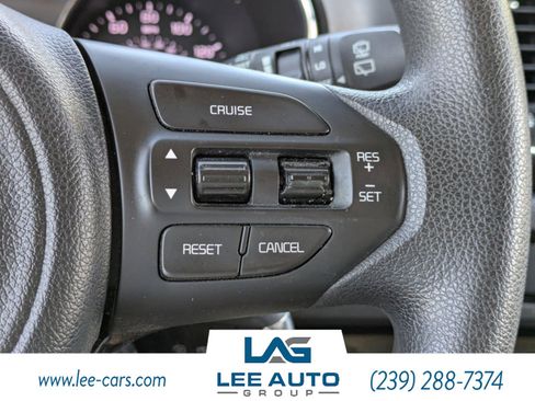 Used 2016 Kia Sedona LX w/ Option Group 020 image 20