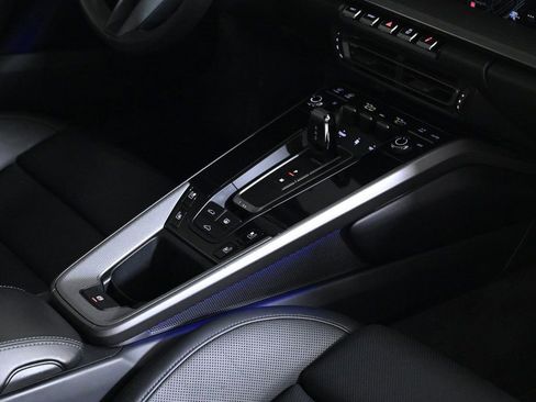 Certified 2022 Porsche 911 GT3 RS image 25