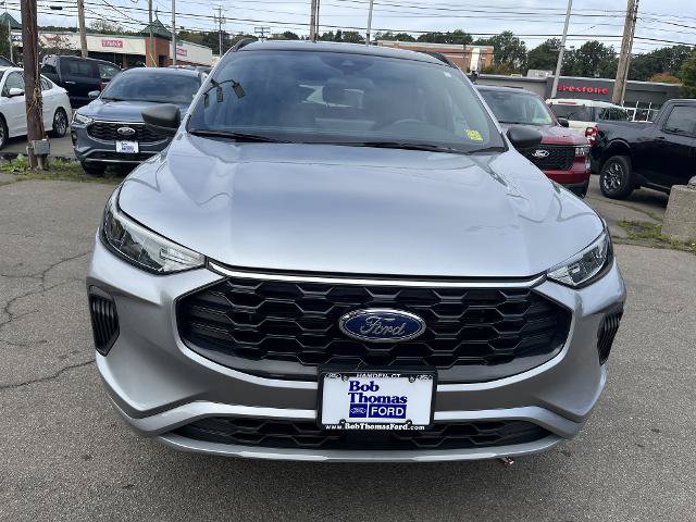 Certified 2023 Ford Escape ST-Line w/ Tech Pack #1 AWD/4WD image 3