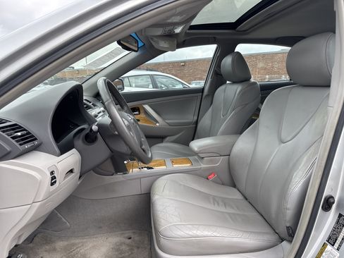 Used 2007 Toyota Camry V6 FWD image 23