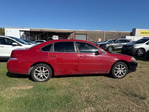 Used 2007 Chevrolet Impala LT image 12