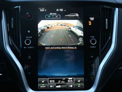 Used 2025 Subaru Outback Premium image 25