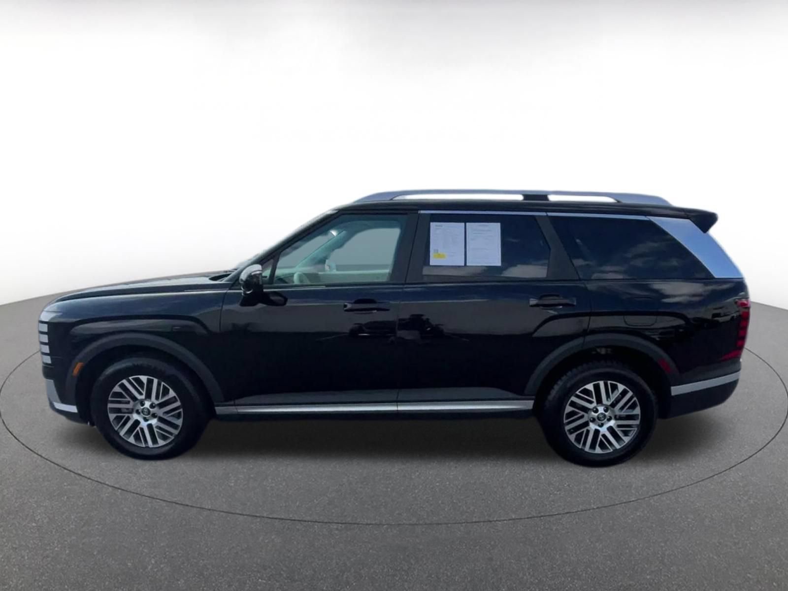 Used 2026 Hyundai Palisade SEL FWD image 8