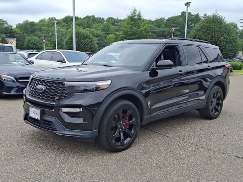 Used 2022 Ford Explorer ST w/ ST Street Pack AWD/4WD image 4