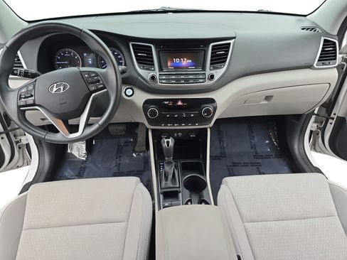 Used 2017 Hyundai Tucson Sport image 9