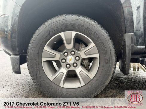 Used 2017 Chevrolet Colorado Z71 AWD/4WD image 9