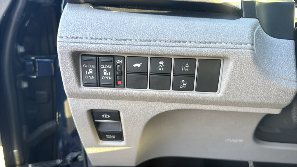 Used 2019 Honda Odyssey EX-L image 16