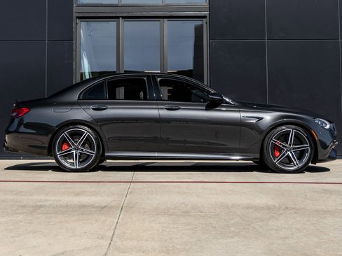 Used 2023 Mercedes-Benz E 63 AMG S image 10