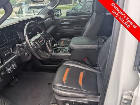 Used 2024 GMC Sierra 1500 AT4 w/ Technology Package AWD/4WD image 14