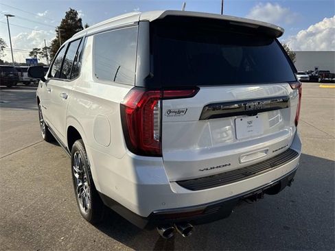 Used 2023 GMC Yukon Denali Ultimate image 7