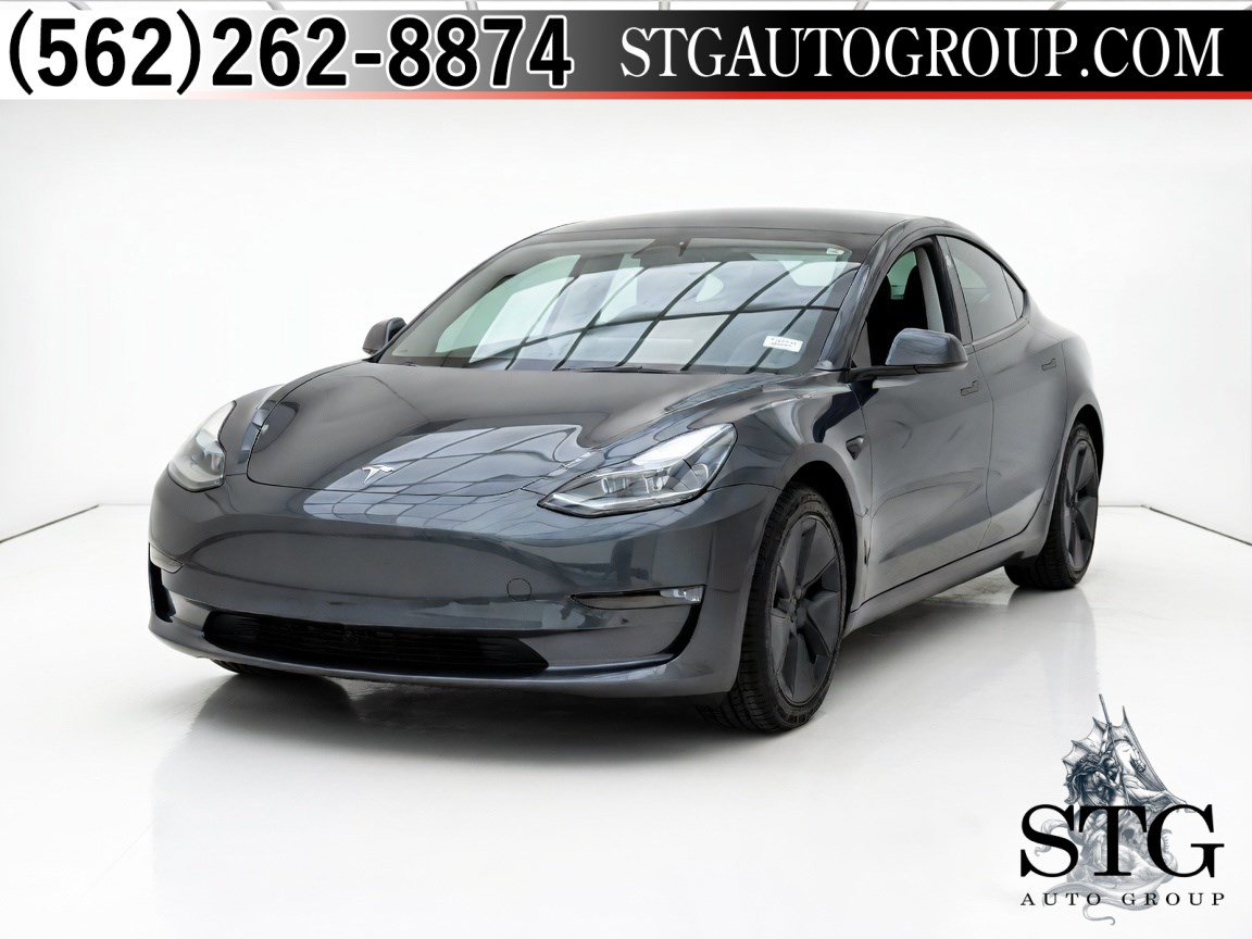 Used 2023 Tesla Model 3 Standard Range RWD image 1