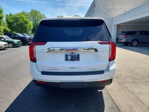 Certified 2023 GMC Yukon XL SLT RWD image 7