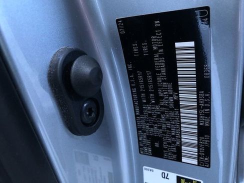 Certified 2024 Toyota Corolla Cross SE image 33