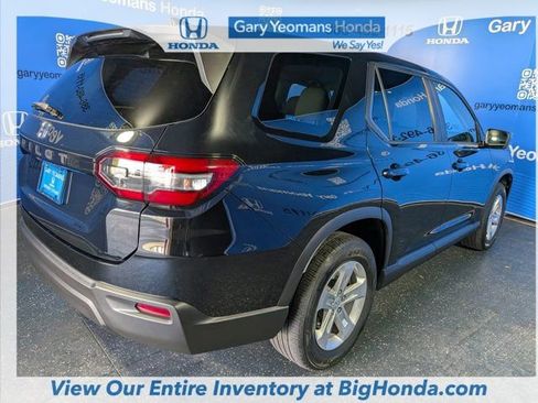 Certified 2023 Honda Pilot LX image 7