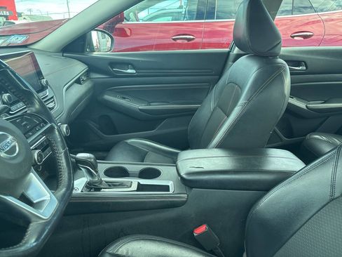 Used 2020 Nissan Altima 2.5 SR FWD image 4