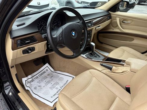 Used 2009 BMW 328i xDrive Sedan AWD/4WD image 15