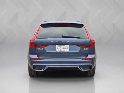 New 2026 Volvo XC60 B5 Plus w/ Climate Package image 5