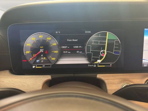 Used 2018 Mercedes-Benz E 400 Coupe image 11