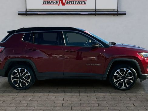 Used 2022 Jeep Compass Limited image 3