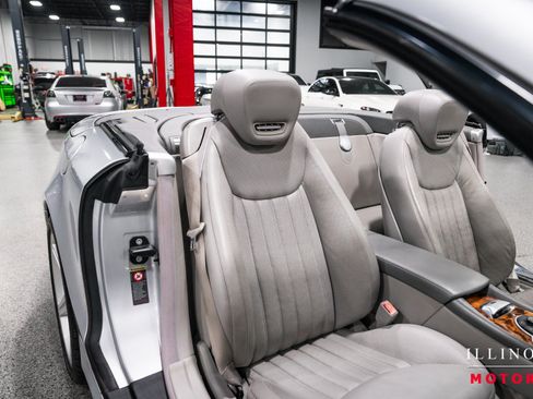 Used 2009 Mercedes-Benz SL 550 image 26