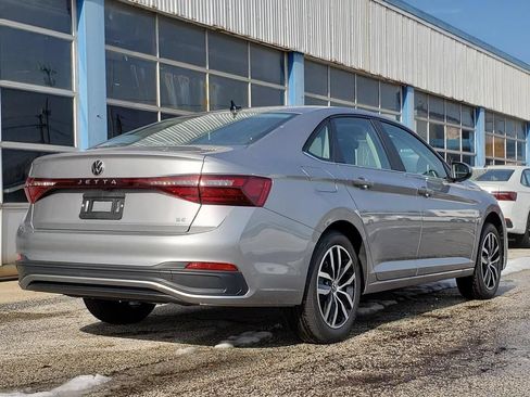 New 2026 Volkswagen Jetta SE FWD image 3