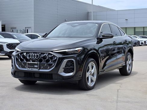 Certified 2025 Audi Q5 Premium Plus w/ Premium Plus AWD/4WD image 6