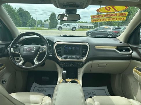 Used 2019 GMC Acadia Denali w/ Technology Package AWD/4WD image 22