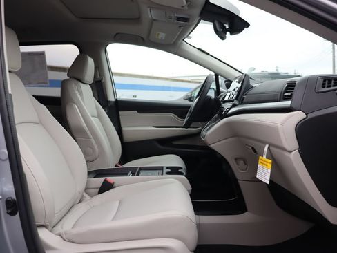 Used 2026 Honda Odyssey EX-L image 21