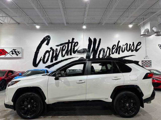 Used 2022 Toyota RAV4 XSE AWD/4WD image 2