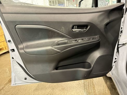 New 2025 Nissan Versa SV w/ Trunk Package image 20