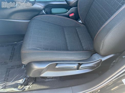 Used 2024 Honda HR-V Sport image 13