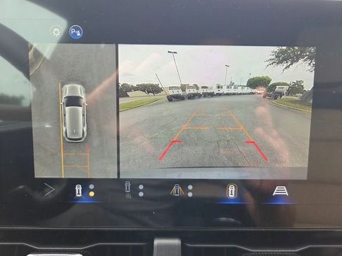 New 2026 Chevrolet Equinox ACTIV FWD image 19