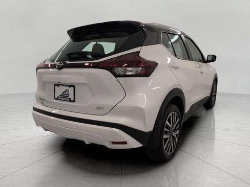 Used 2024 Nissan Kicks SV FWD image 19